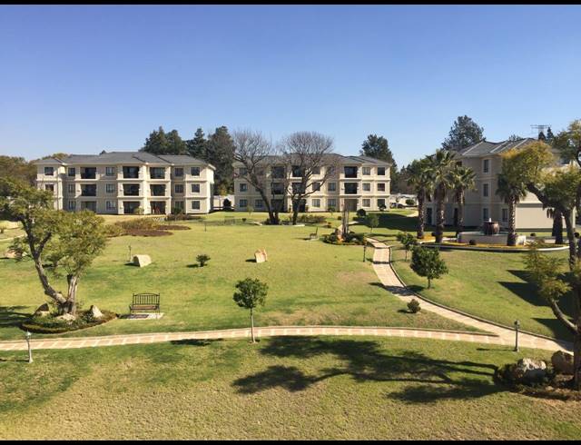 3 BEDROOM APARTMENT TO LET IN BROADACRES